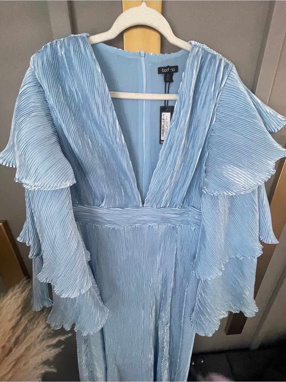 Light Blue Plissé Maxi Dress with Statement Sleeves - Picture 3 of 6